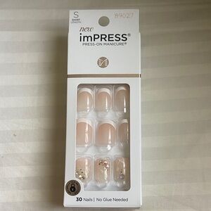 Kiss imPRESS My Worth Press-On Manicure Nails- Nude